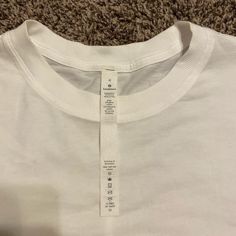 NWOT Lululemon All Yours Cropped Tee